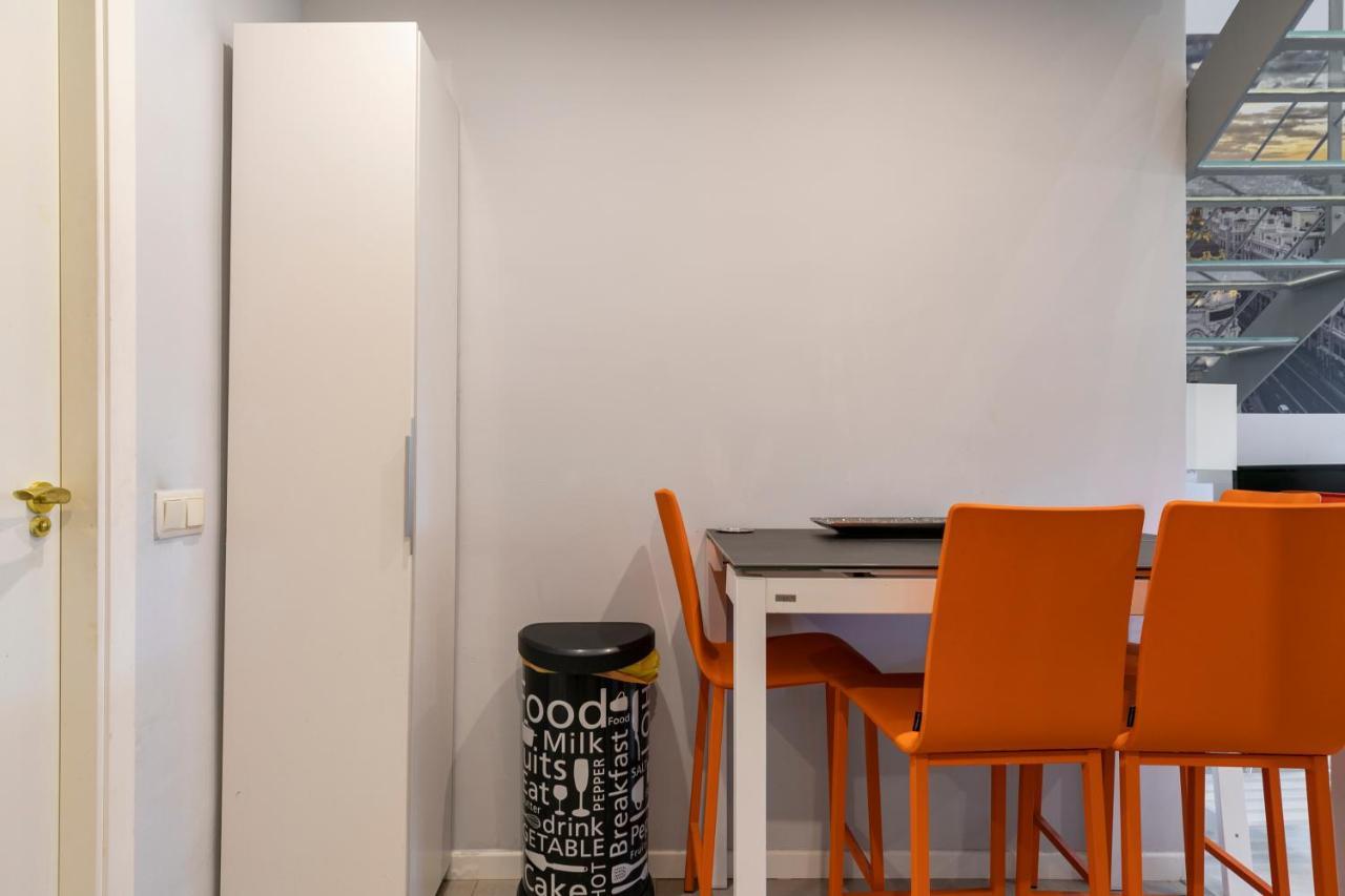 Homeabout Retiro Apartment I Madrid Bagian luar foto
