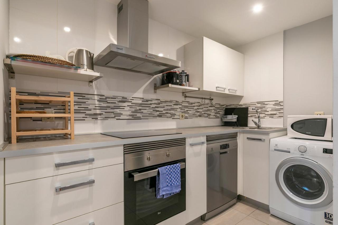 Homeabout Retiro Apartment I Madrid Bagian luar foto